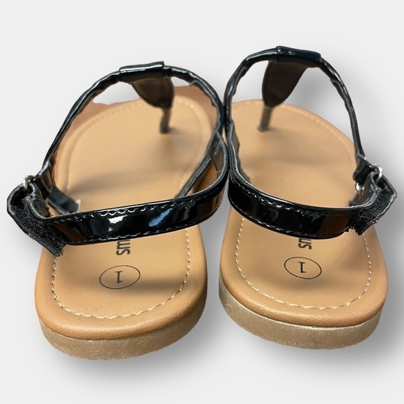 NEW Smart Fit T Strap Sandal Black Faux Patent Leather Girl's Size 1 - Picture 3 of 7